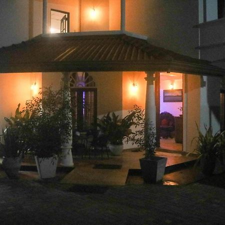 אנוראדפורה Thidasa Holiday Resort מראה חיצוני תמונה
