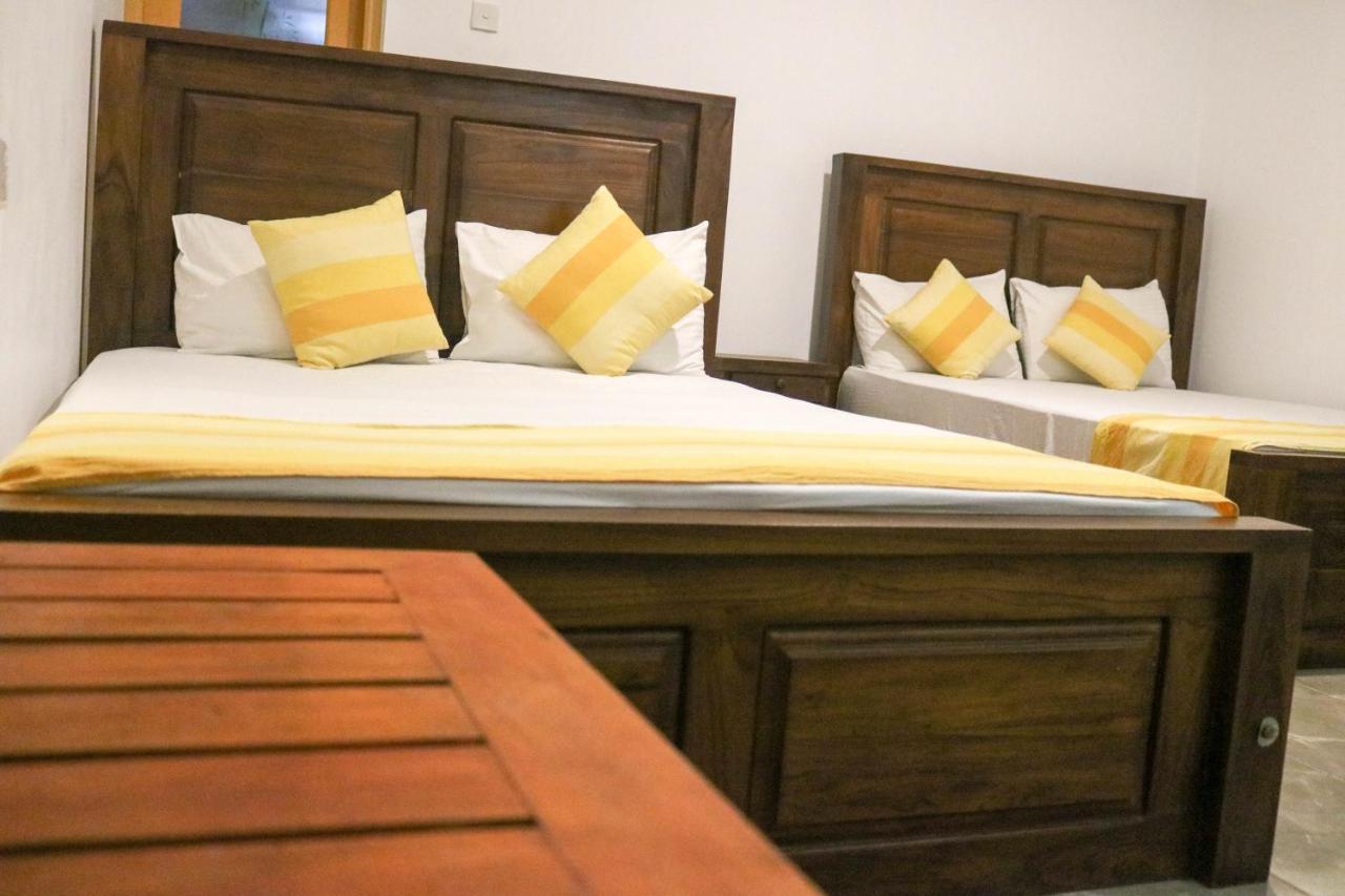 אנוראדפורה Thidasa Holiday Resort מראה חיצוני תמונה