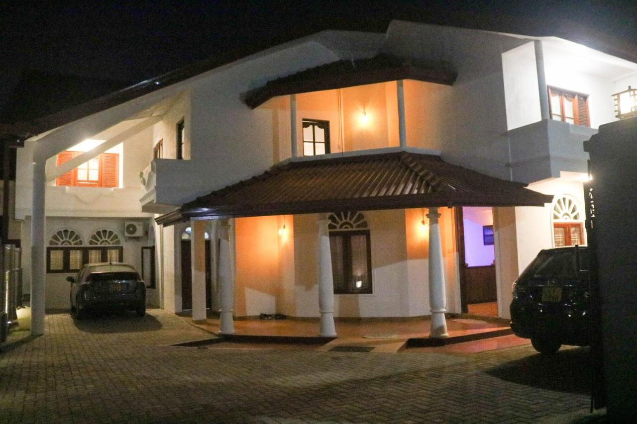אנוראדפורה Thidasa Holiday Resort מראה חיצוני תמונה