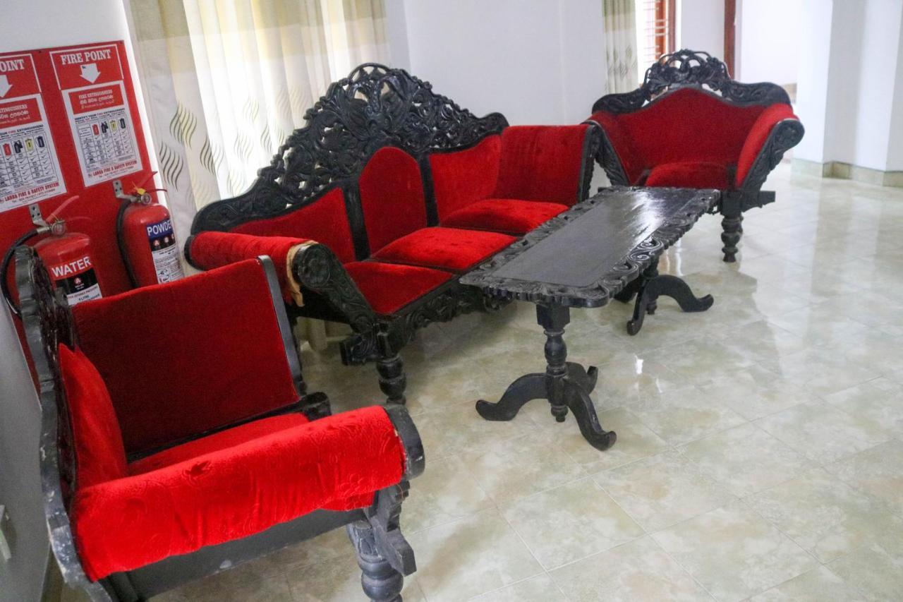 אנוראדפורה Thidasa Holiday Resort מראה חיצוני תמונה