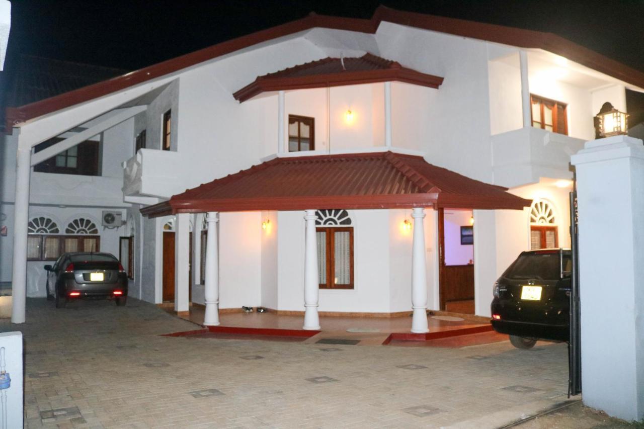 אנוראדפורה Thidasa Holiday Resort מראה חיצוני תמונה