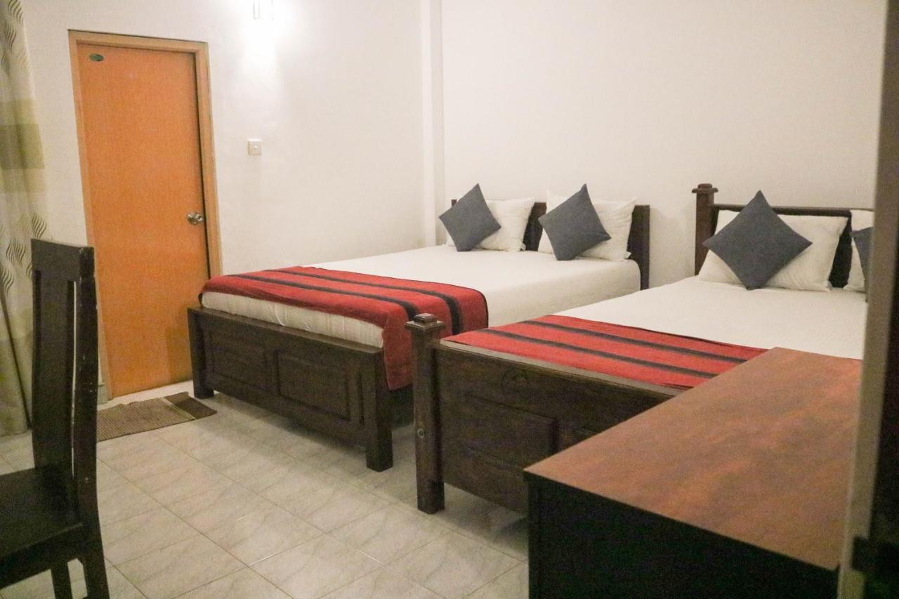 אנוראדפורה Thidasa Holiday Resort מראה חיצוני תמונה