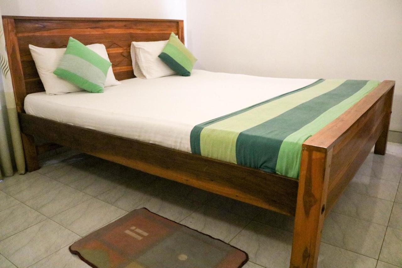 אנוראדפורה Thidasa Holiday Resort מראה חיצוני תמונה