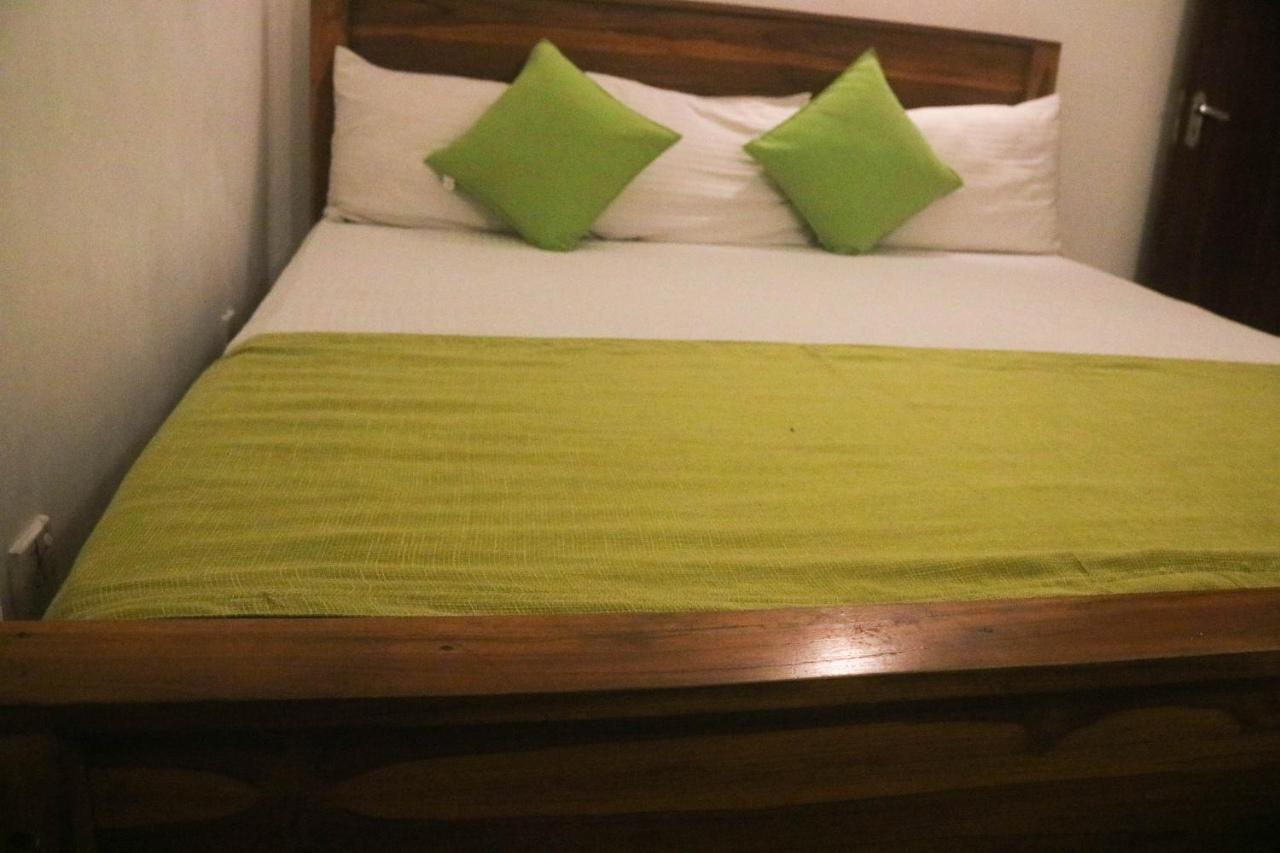 אנוראדפורה Thidasa Holiday Resort מראה חיצוני תמונה