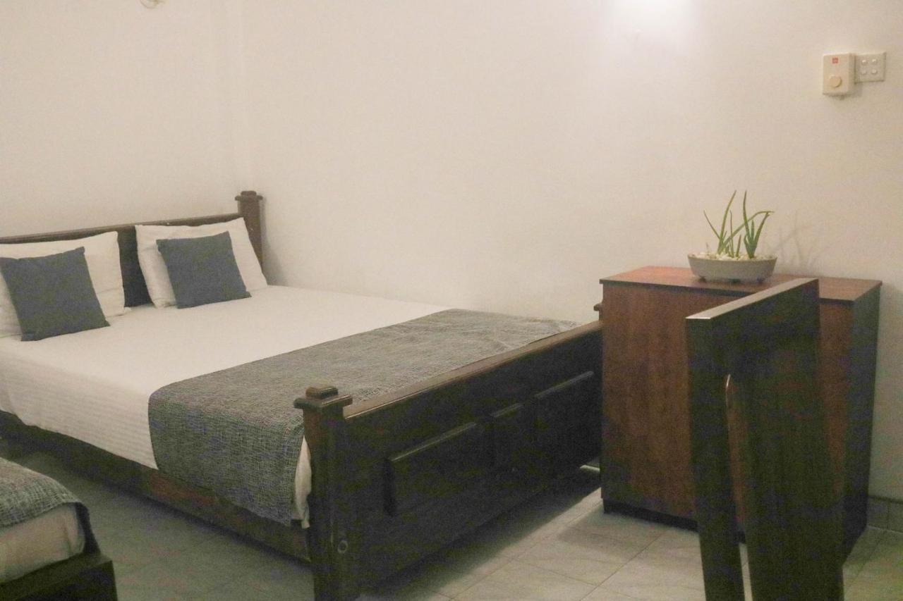 אנוראדפורה Thidasa Holiday Resort מראה חיצוני תמונה